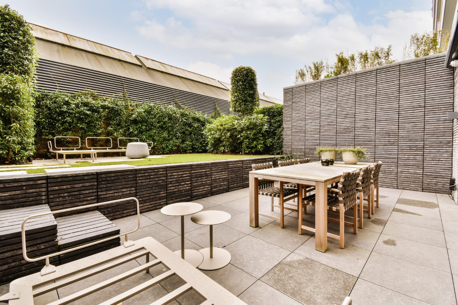 Create Seamless Indoor-Outdoor Living Spaces